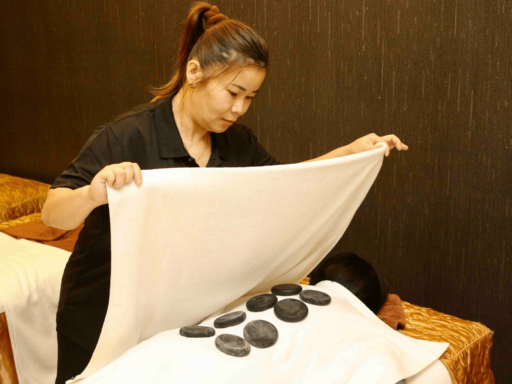 Hot stone foot massage Singapore