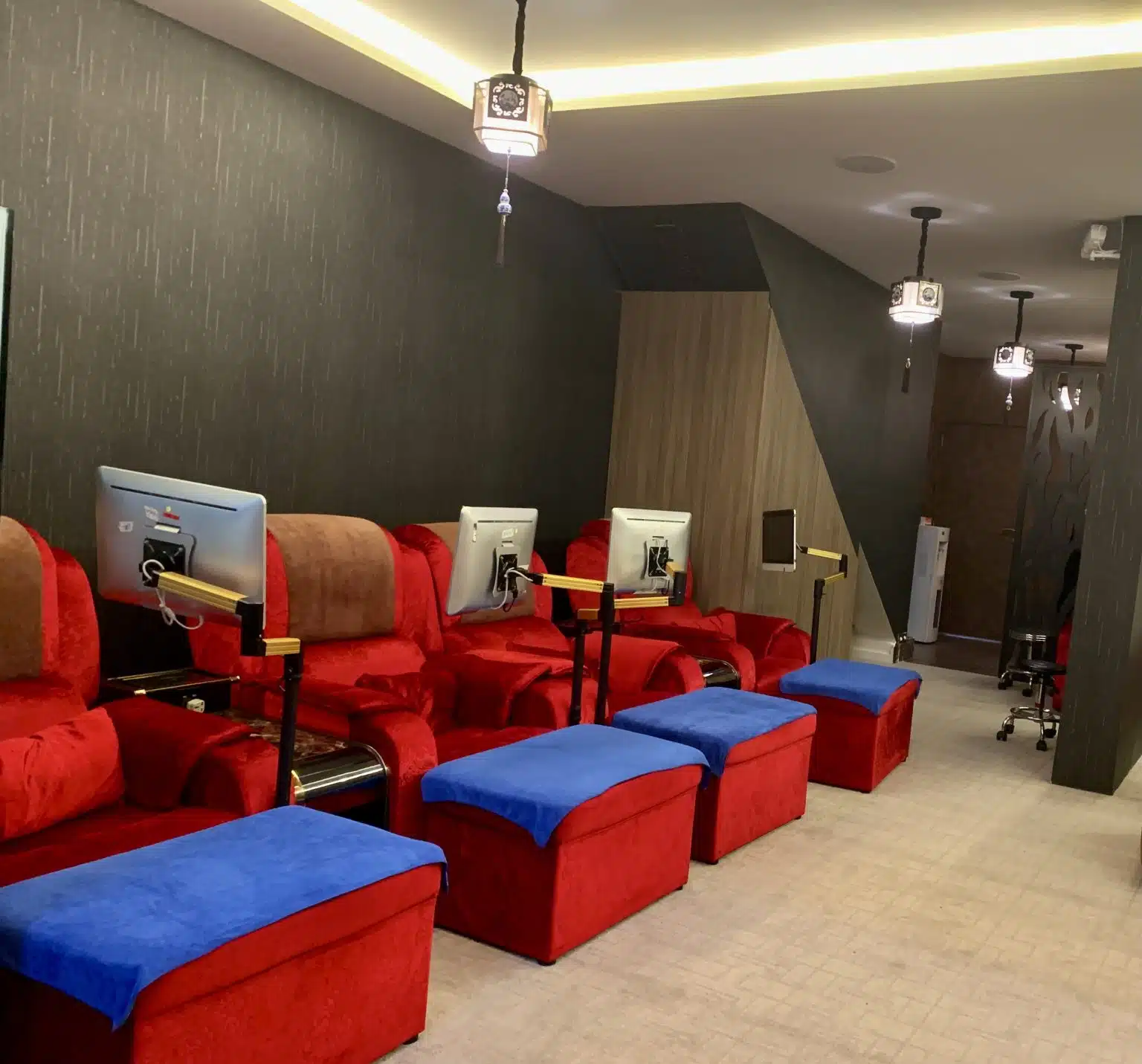 best foot massage near Bugis